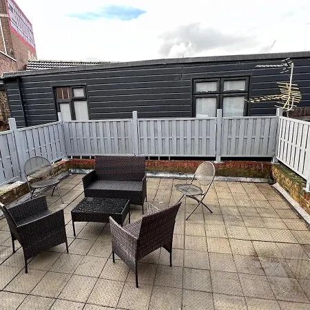 Flat In Central London With Large Patio Экстерьер фото