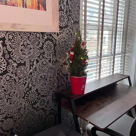 Flat In Central London With Large Patio Экстерьер фото